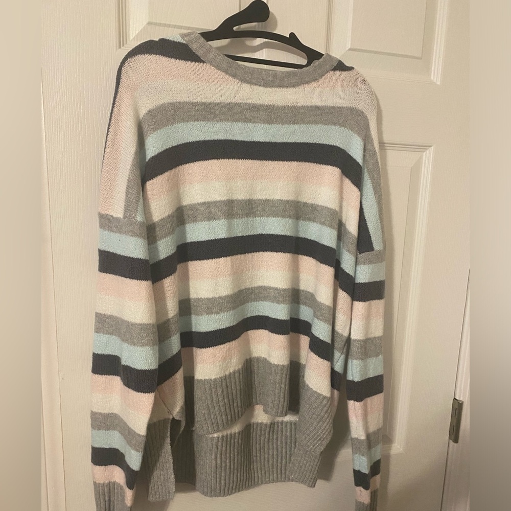 Time & Tru Sweater